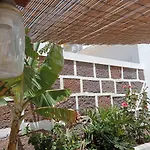 Casa Mocan Проживание в семье Арресифе